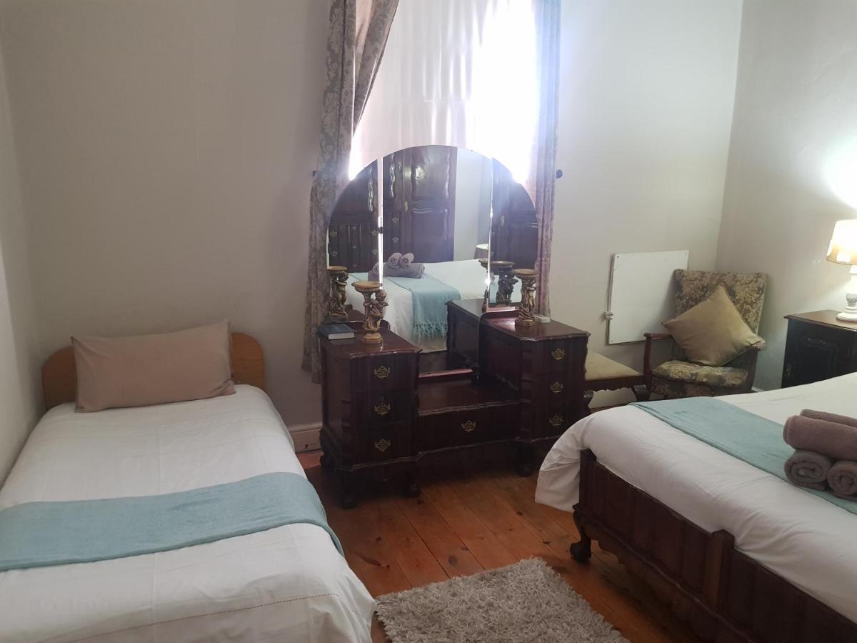 Karoo Manor Guesthouse And Restaurant Richmond  Eksteriør bilde